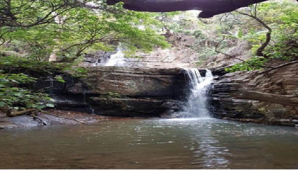Miwaleni Waterfall Hike